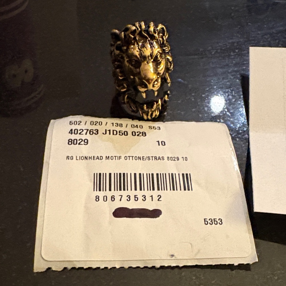 Gucci Lion Head Motif Ring | Gold/Jet | 10G (5)